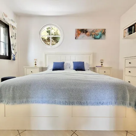 Apartment Blue Coast Bellavista