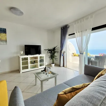 Apartment Blue Coast Bellavista *